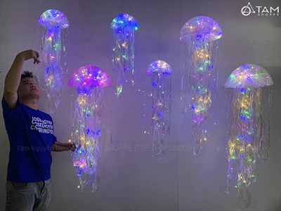 Lồng đèn con sứa xà cừ đèn Led [2 Size - 5 màu chọn] LDEN-NHUA-04